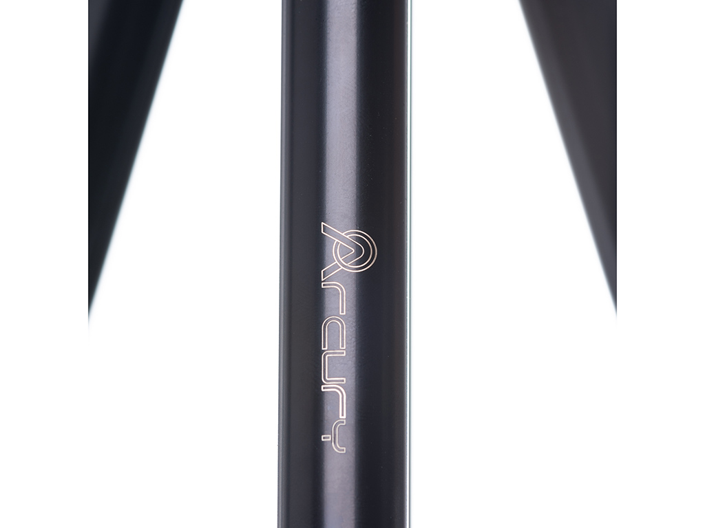 Arcury TP02 Tripod