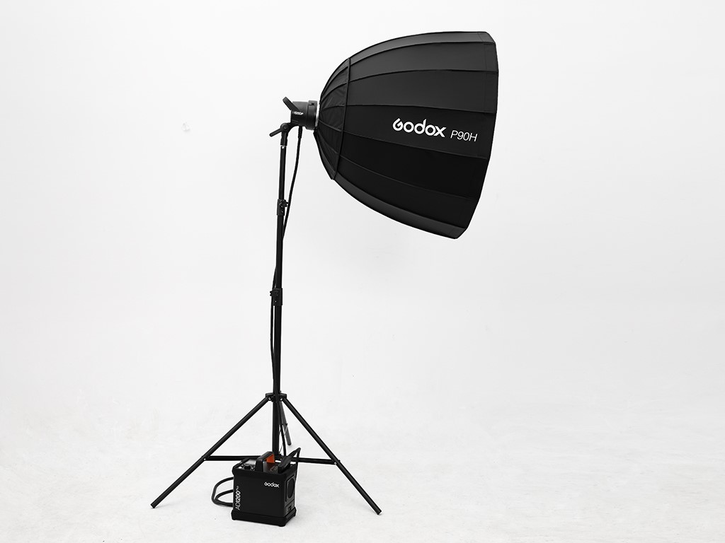 Godox AD1200Pro Taşınabilir Paraflaş