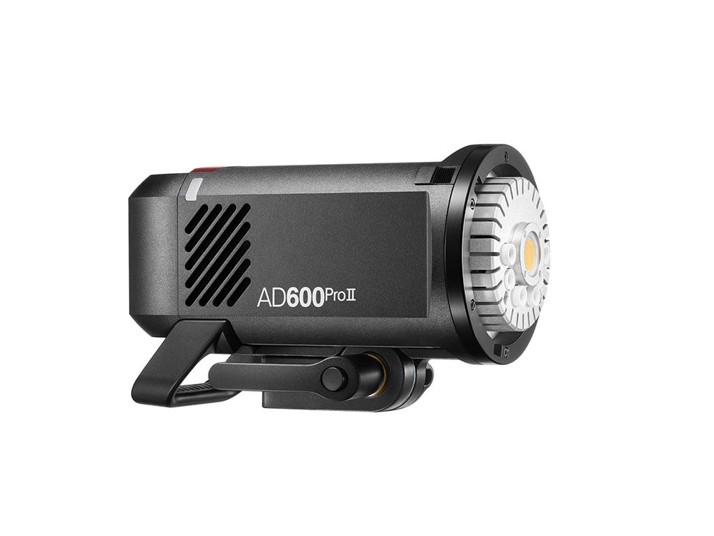Godox AD600ProII Akülü Paraflaş