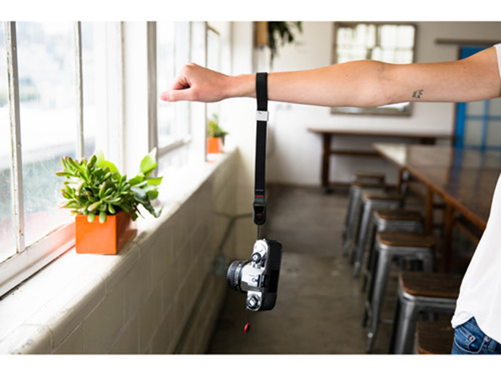 Peak Design Cuff Siyah Bilek Askısı