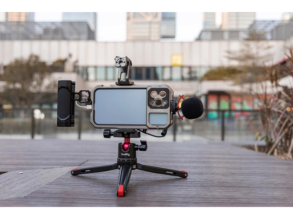 SmallRig 3561 iPhone 13 Pro Max Uyumlu Kafes