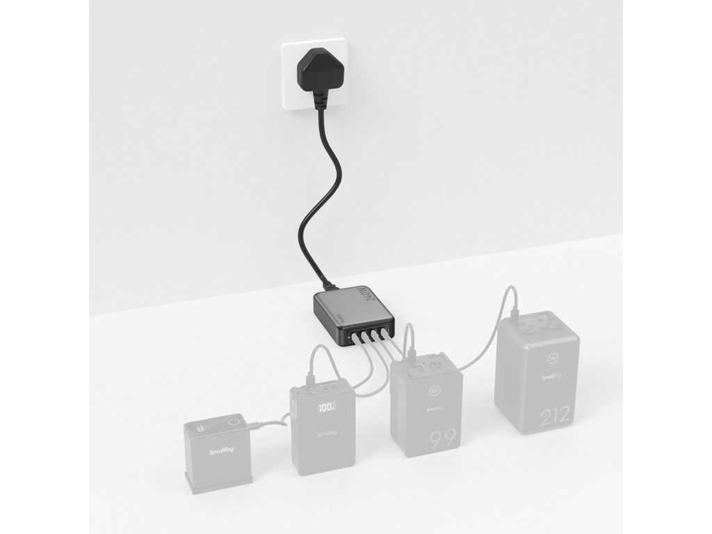SmallRig 4752 4 adet Type-C Portlu 240W Güç Adaptörü