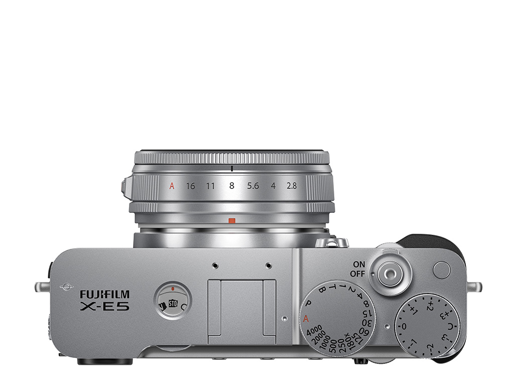 Fujifilm X-E5 Gümüş + XF23mmF2.8 R WR Kit